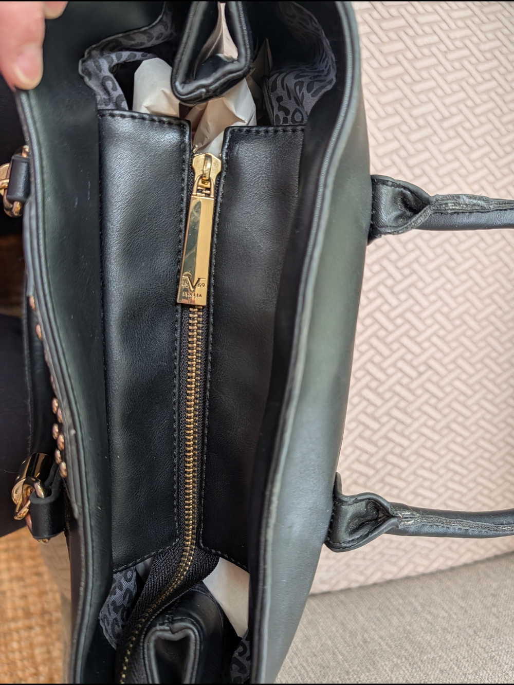 V1969 (Versace 1969 Abbigliamento Sportivo SRL Milano Italia) Studded Bag EUC - Picture 8 of 12
